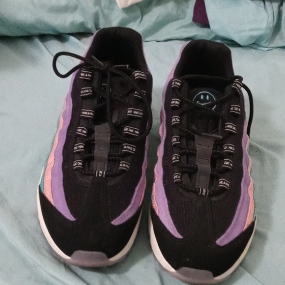 Airmax aneakers - Picture 3 of 3